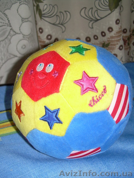 Мягкий музыкальный мяч Chicco - <ro>Изображение</ro><ru>Изображение</ru> #1, <ru>Объявление</ru> #224093