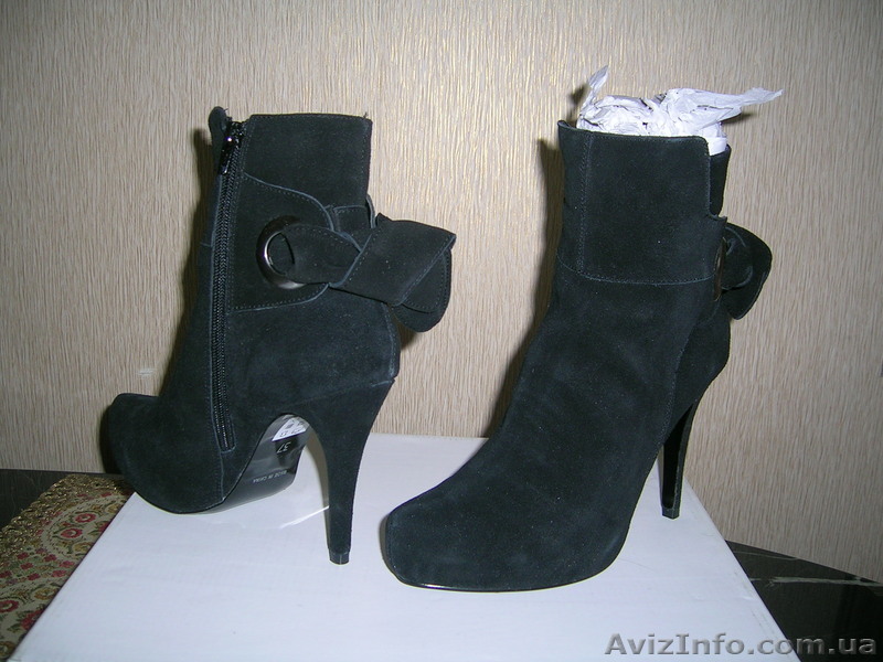 Ботинки весенние, замшивые - <ro>Изображение</ro><ru>Изображение</ru> #1, <ru>Объявление</ru> #334780