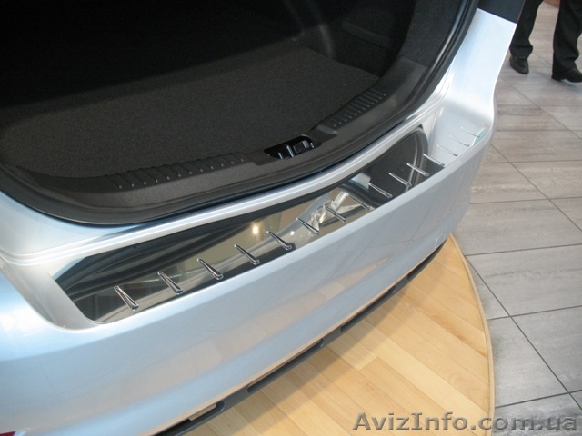 Накладки на пороги и другие авто-аксессуары - <ro>Изображение</ro><ru>Изображение</ru> #1, <ru>Объявление</ru> #436316