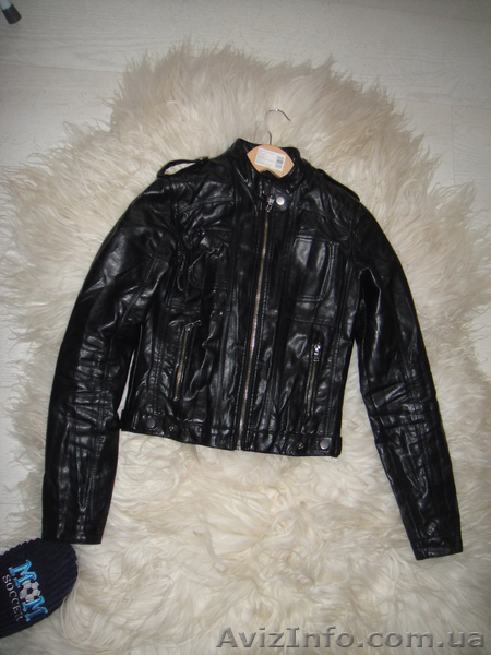 куртка купальники шубы обувь сумки - <ro>Изображение</ro><ru>Изображение</ru> #1, <ru>Объявление</ru> #641370