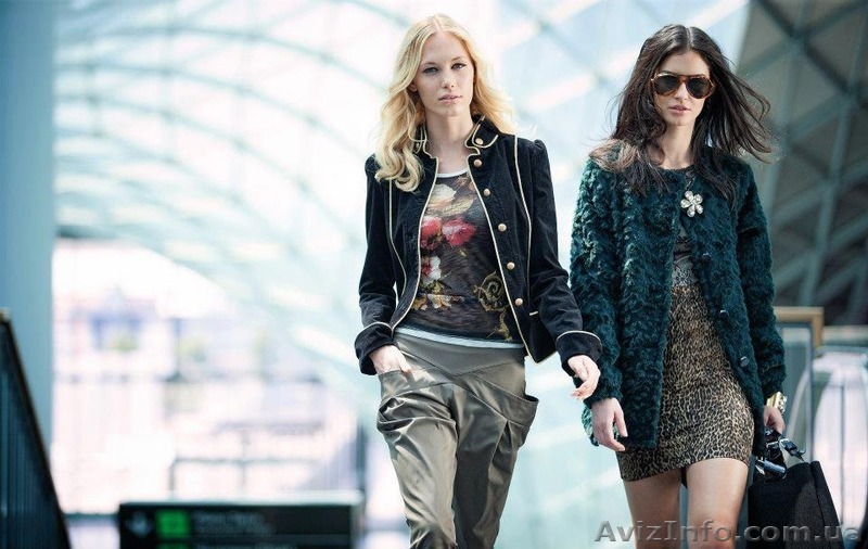 Женская одежда итальянской марки Rinascimento.  - <ro>Изображение</ro><ru>Изображение</ru> #1, <ru>Объявление</ru> #829785