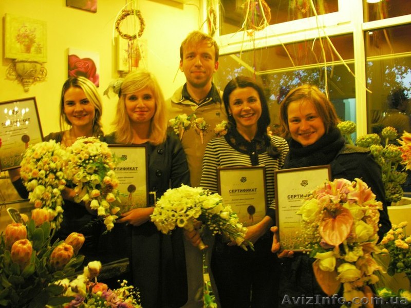 Международная школа флористики "Мажорель-Класс" - <ro>Изображение</ro><ru>Изображение</ru> #1, <ru>Объявление</ru> #979757