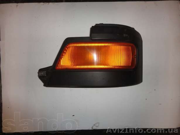 Поворотник Мерседес Атего. - <ro>Изображение</ro><ru>Изображение</ru> #1, <ru>Объявление</ru> #1048563