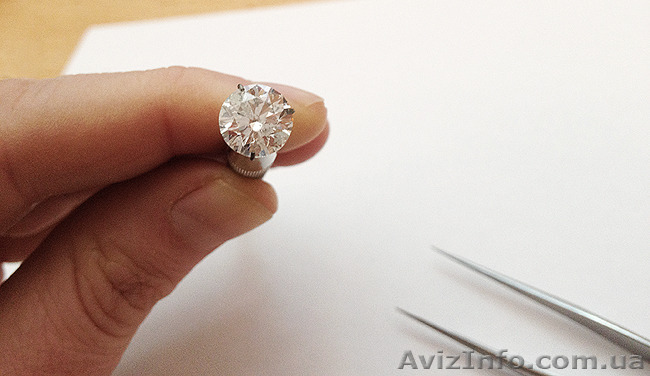 Продам Бриллиант1.00 Carat Round E-VSS1 (2/2) 3500 y.e - <ro>Изображение</ro><ru>Изображение</ru> #1, <ru>Объявление</ru> #1082283