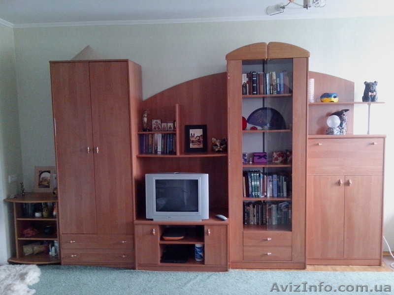 Продам стенку-горку для гостиной или спальни - <ro>Изображение</ro><ru>Изображение</ru> #1, <ru>Объявление</ru> #1098373