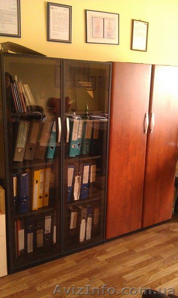 Продаю двустворчатый шкаф - <ro>Изображение</ro><ru>Изображение</ru> #1, <ru>Объявление</ru> #1148576