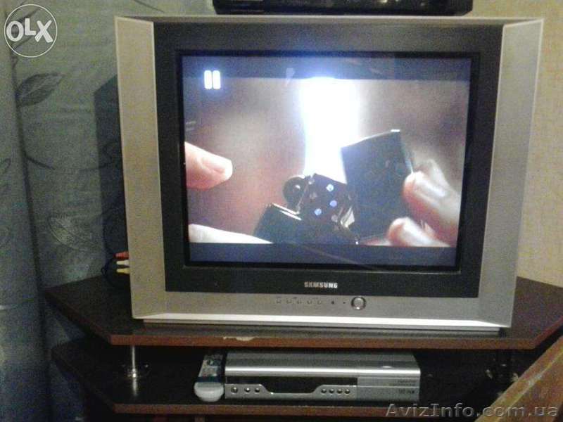 Телевизор+тюнер+антенна+тумба НЕДОРОГО!!!  - <ro>Изображение</ro><ru>Изображение</ru> #1, <ru>Объявление</ru> #1170565