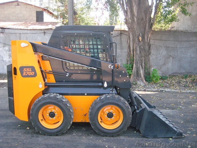 Фронтальный мини погрузчик Digger SSL5700 - <ro>Изображение</ro><ru>Изображение</ru> #1, <ru>Объявление</ru> #1214822