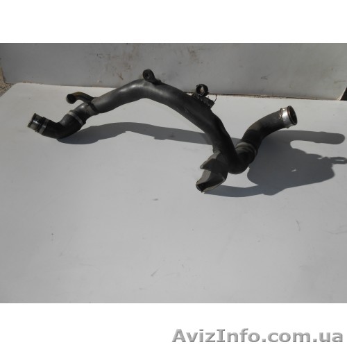 Патрубок интеркулера  Volkswagen Caddy Touran  - <ro>Изображение</ro><ru>Изображение</ru> #1, <ru>Объявление</ru> #1308389