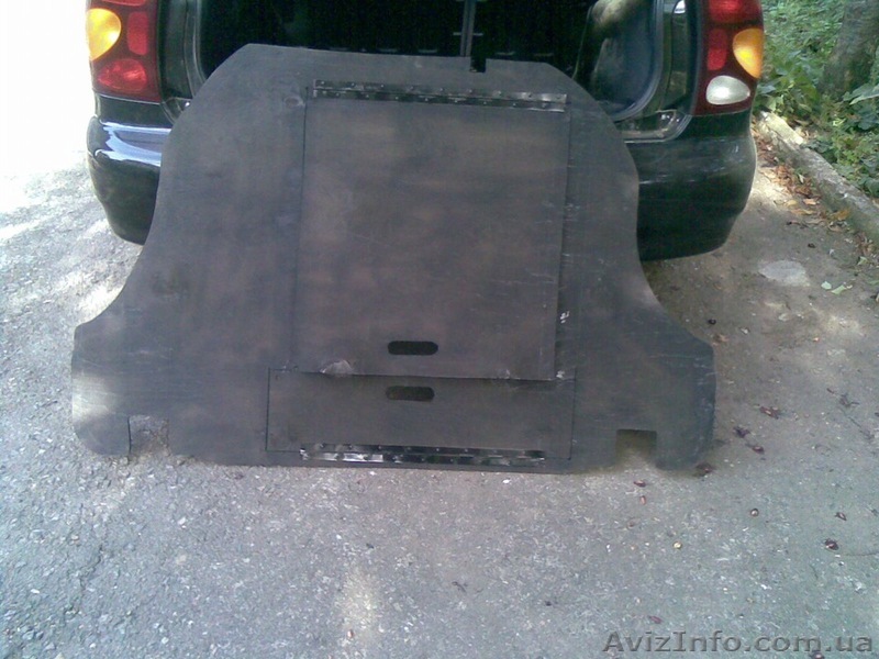 Пол багажника на Ланос Lanos - <ro>Изображение</ro><ru>Изображение</ru> #1, <ru>Объявление</ru> #1369585