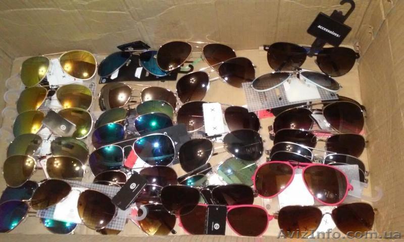 Очки C&A с защитой от солнца. Дешево. - <ro>Изображение</ro><ru>Изображение</ru> #1, <ru>Объявление</ru> #1447467