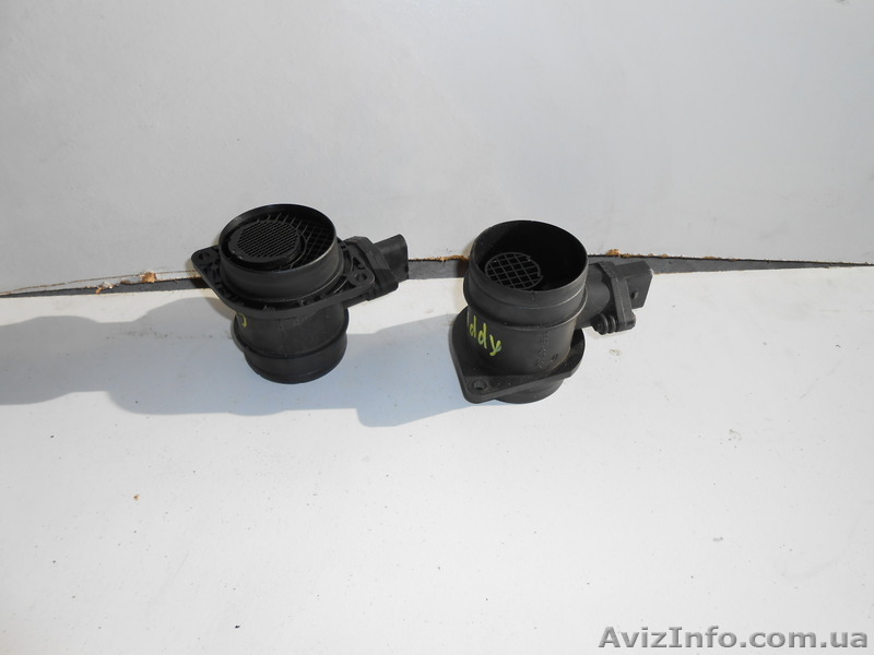 Расходомер воздуха Volkswagen Caddy VW Touran, VW Golf V  - <ro>Изображение</ro><ru>Изображение</ru> #1, <ru>Объявление</ru> #1465333