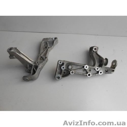 Кронштейн переднего рычага Volkswagen Caddy Touran VW Golf V  - <ro>Изображение</ro><ru>Изображение</ru> #1, <ru>Объявление</ru> #1465290