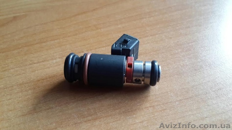  Форсунка инжектор, бензиновая на Фольксваген Транспортер Т4        - <ro>Изображение</ro><ru>Изображение</ru> #1, <ru>Объявление</ru> #1473422