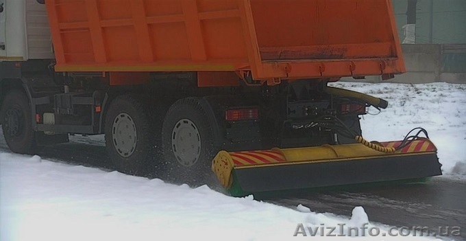 Щетка задняя на МАЗ, КАМАЗ - <ro>Изображение</ro><ru>Изображение</ru> #1, <ru>Объявление</ru> #1604708