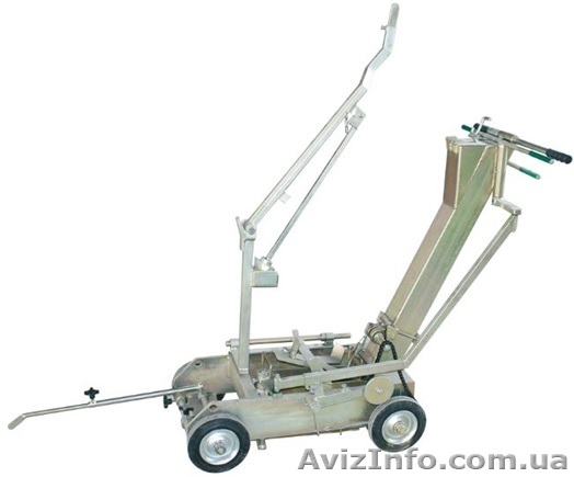 Машина дорожной разметки Шмелёк ХП - <ro>Изображение</ro><ru>Изображение</ru> #1, <ru>Объявление</ru> #1604717