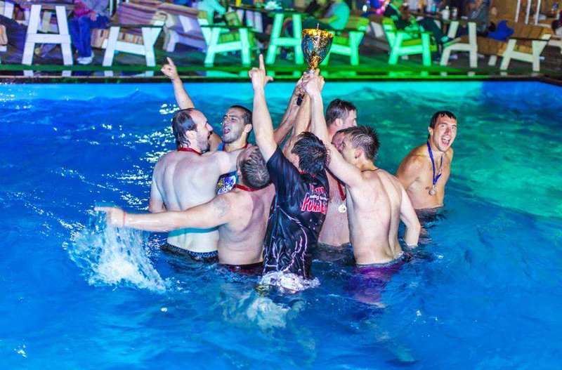 Шака бар с бассейном - <ro>Изображение</ro><ru>Изображение</ru> #1, <ru>Объявление</ru> #1650903