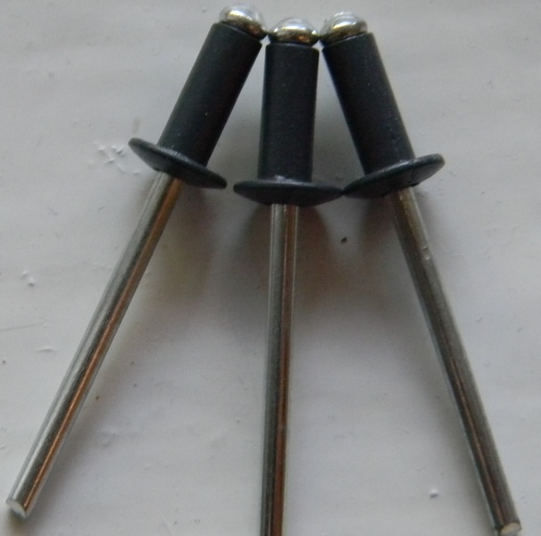 Графітові, сірі витяжні заклепки RAL 7024 4*10, 4*8 - <ro>Изображение</ro><ru>Изображение</ru> #1, <ru>Объявление</ru> #1658745