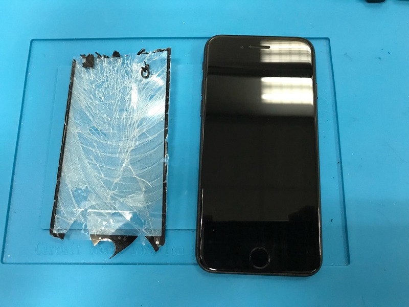 Ремонт телефонов. Замена сенсора, стекла, тачскрина, дисплея телефона Samsung, I - <ro>Изображение</ro><ru>Изображение</ru> #1, <ru>Объявление</ru> #1662210