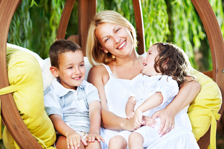 Няня-помощница в Швейцарию с января - <ro>Изображение</ro><ru>Изображение</ru> #1, <ru>Объявление</ru> #1670683