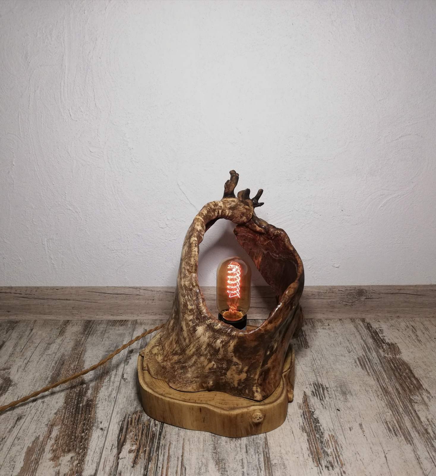 Світильники ручної роботи з дерева - <ro>Изображение</ro><ru>Изображение</ru> #1, <ru>Объявление</ru> #1696794