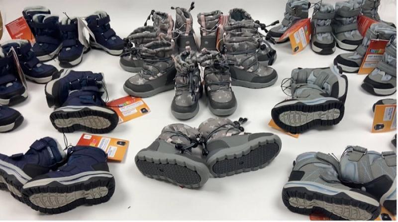 Лот 03-0531, Дутіки дитячі Lupilu, вага 5,8 кг (18 шт) - <ro>Изображение</ro><ru>Изображение</ru> #1, <ru>Объявление</ru> #1699881