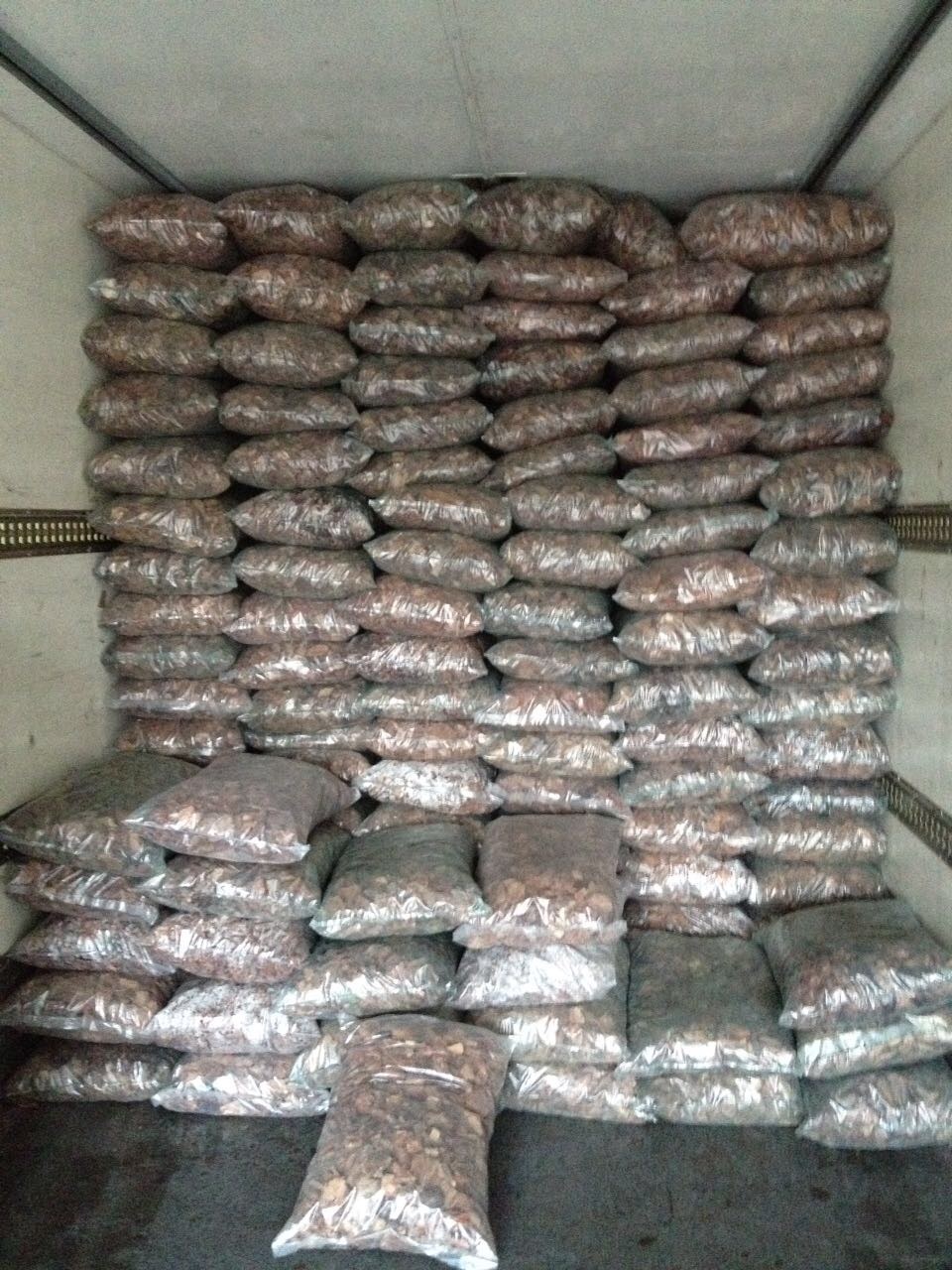 Станки для переработки и упаковки сосновой коры - <ro>Изображение</ro><ru>Изображение</ru> #1, <ru>Объявление</ru> #1714312