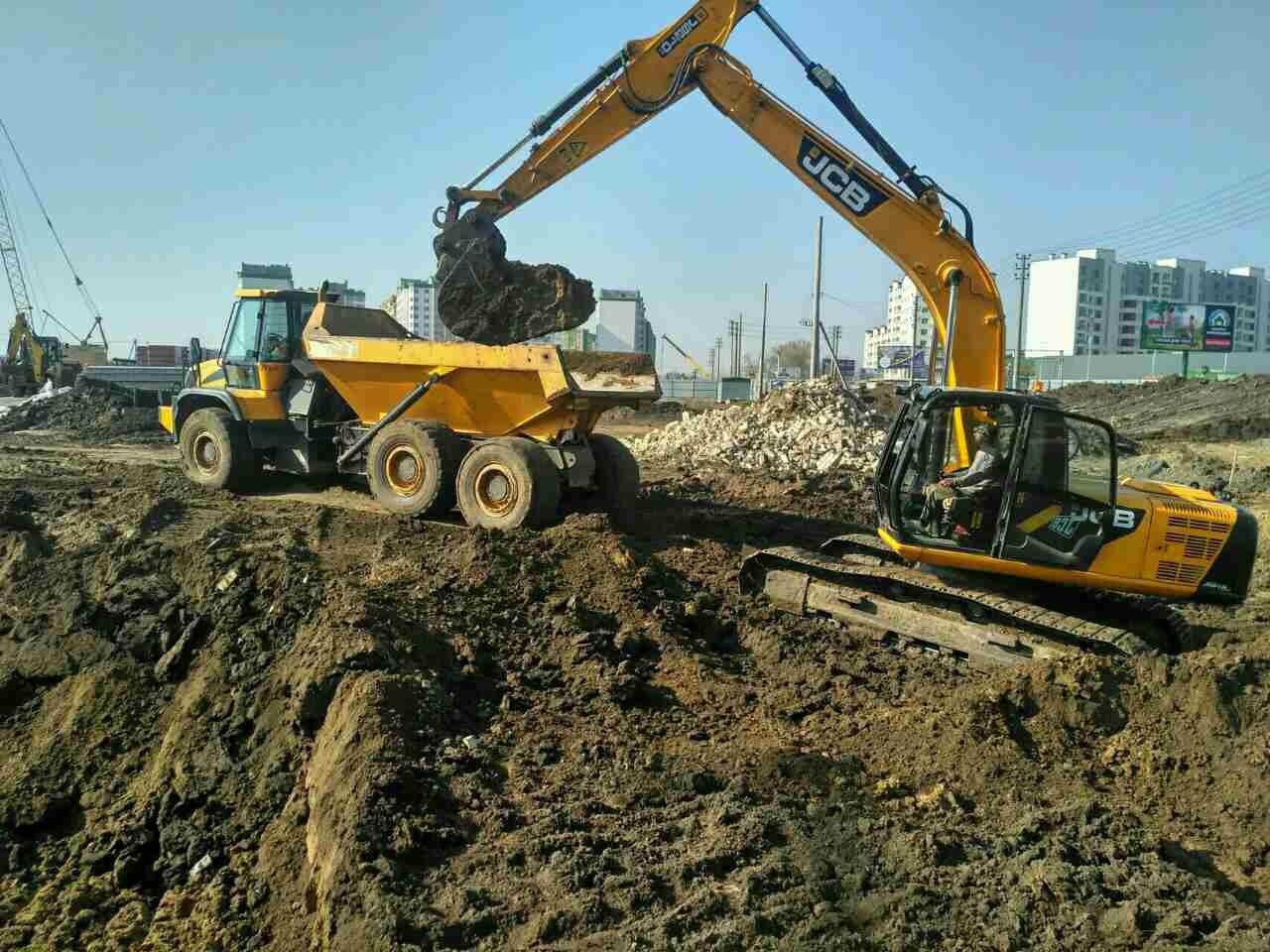 Аренда спецтехники в ДиПи Транс - <ro>Изображение</ro><ru>Изображение</ru> #1, <ru>Объявление</ru> #1715754