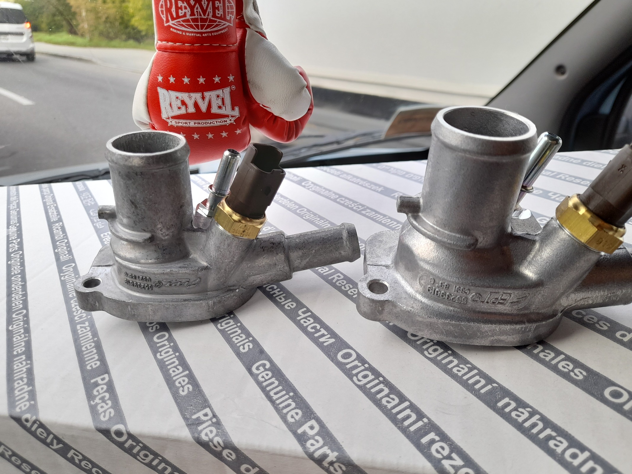 Термостат Фиат Добло Original. - <ro>Изображение</ro><ru>Изображение</ru> #1, <ru>Объявление</ru> #1718072