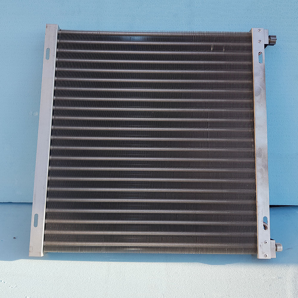 Радіатори (конденсатори) для комбайнів, тракторів, вантажівок, легковиків. - <ro>Изображение</ro><ru>Изображение</ru> #1, <ru>Объявление</ru> #1749361