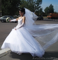свадебное платье,срочно продам,уместен торг - <ro>Изображение</ro><ru>Изображение</ru> #1, <ru>Объявление</ru> #6324