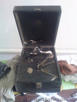 патефон,лезвия для бриття ,новое в упаковке,старые фотоапараты.мотоцикл старый - <ro>Изображение</ro><ru>Изображение</ru> #1, <ru>Объявление</ru> #68350