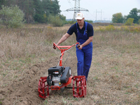 Продам/куплю/купить/ мотоблок:Салют(6.0-6.5), Фаворит, Форестер, Зубр, Самсон. - <ro>Изображение</ro><ru>Изображение</ru> #2, <ru>Объявление</ru> #141898