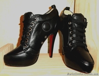Новые кожаные ботиночки с каблуком - <ro>Изображение</ro><ru>Изображение</ru> #1, <ru>Объявление</ru> #164915