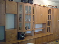 Стенка в гостинную в хорошем состоянии - <ro>Изображение</ro><ru>Изображение</ru> #3, <ru>Объявление</ru> #412045