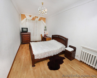 Посуточно сдам свою 3к.квартиру.Киев,ул.Пугачева - <ro>Изображение</ro><ru>Изображение</ru> #1, <ru>Объявление</ru> #525718