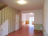 3-4 ех комнатная квартира в Боярке,в ТаунХаусе ! 80 000 у.е =125 кв.м. - <ro>Изображение</ro><ru>Изображение</ru> #1, <ru>Объявление</ru> #158620