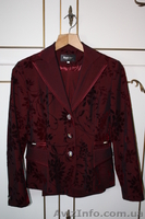 Костюм брючный бордовый женский - <ro>Изображение</ro><ru>Изображение</ru> #1, <ru>Объявление</ru> #847778