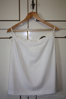 Юбка белая сзади со шлицей - <ro>Изображение</ro><ru>Изображение</ru> #1, <ru>Объявление</ru> #847782