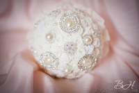 Свадебный брошь-букет из лент, ткани, брошей - <ro>Изображение</ro><ru>Изображение</ru> #3, <ru>Объявление</ru> #1098950