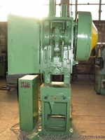  кривошипный пресс мод. кд2124 - <ro>Изображение</ro><ru>Изображение</ru> #1, <ru>Объявление</ru> #1156825