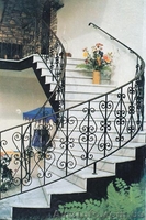 Перила и поручни из черного металла, с коваными элементами - <ro>Изображение</ro><ru>Изображение</ru> #2, <ru>Объявление</ru> #529940