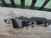 Citroen C4 05-11 кронштейн крепление держатель переднего бампера правый 96525072 - <ro>Изображение</ro><ru>Изображение</ru> #2, <ru>Объявление</ru> #1460383