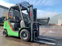 Газ-бензиновий навантажувач TCM (Nissan) з вагами, із напрацюванням 7644 м/г - <ro>Изображение</ro><ru>Изображение</ru> #5, <ru>Объявление</ru> #1752864