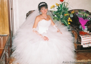 Продаю свадебное платье - <ro>Изображение</ro><ru>Изображение</ru> #1, <ru>Объявление</ru> #4785