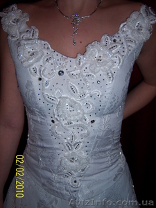 Продаю эксклюзивное свадебное платье - <ro>Изображение</ro><ru>Изображение</ru> #2, <ru>Объявление</ru> #6989