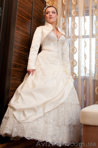 Продам не дорого Свадебное платье - <ro>Изображение</ro><ru>Изображение</ru> #1, <ru>Объявление</ru> #59712