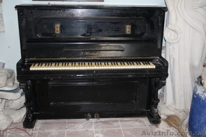 Продается старинное пианино.Изготовитель  I.Kerntopf - <ro>Изображение</ro><ru>Изображение</ru> #1, <ru>Объявление</ru> #102468