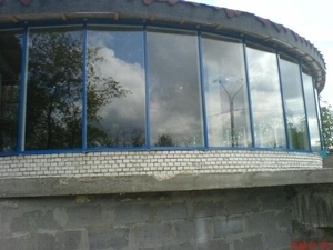 Алюминиевые фасады,  зимние сады,  перегородки,  басейны,  окна,  двери,  витрины  #180816