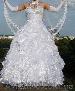 Срочно!!! Продам шикарное свадебное платье! - <ro>Изображение</ro><ru>Изображение</ru> #3, <ru>Объявление</ru> #238070